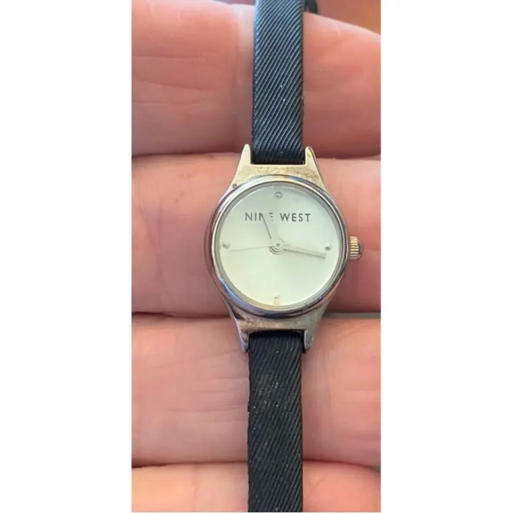 Women's Petite 17mm Nine West Watch, Silver Tone